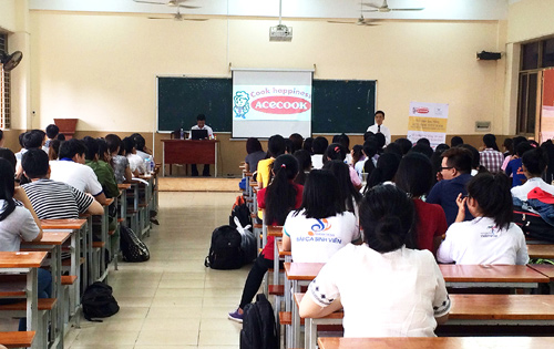 Seminar of Acecook Vietnam scholarship at HCM City University of Science and Technology