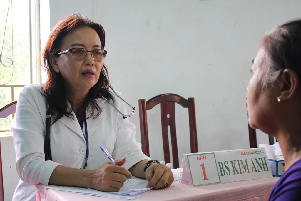 Bác sĩ Nguyễn Thị Kim Anh - Phó trưởng ban, luôn đồng hành cùng AloBacsi suốt thời gian qua