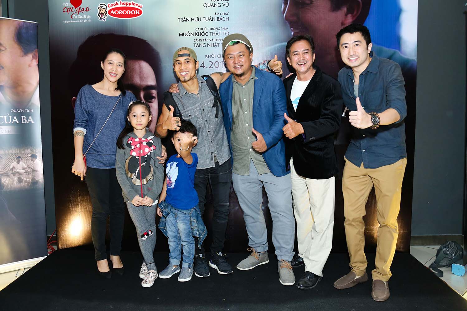 (From the right: protagonists David Tran, Quach Tinh, Director Phan Gia Nhat Linh)