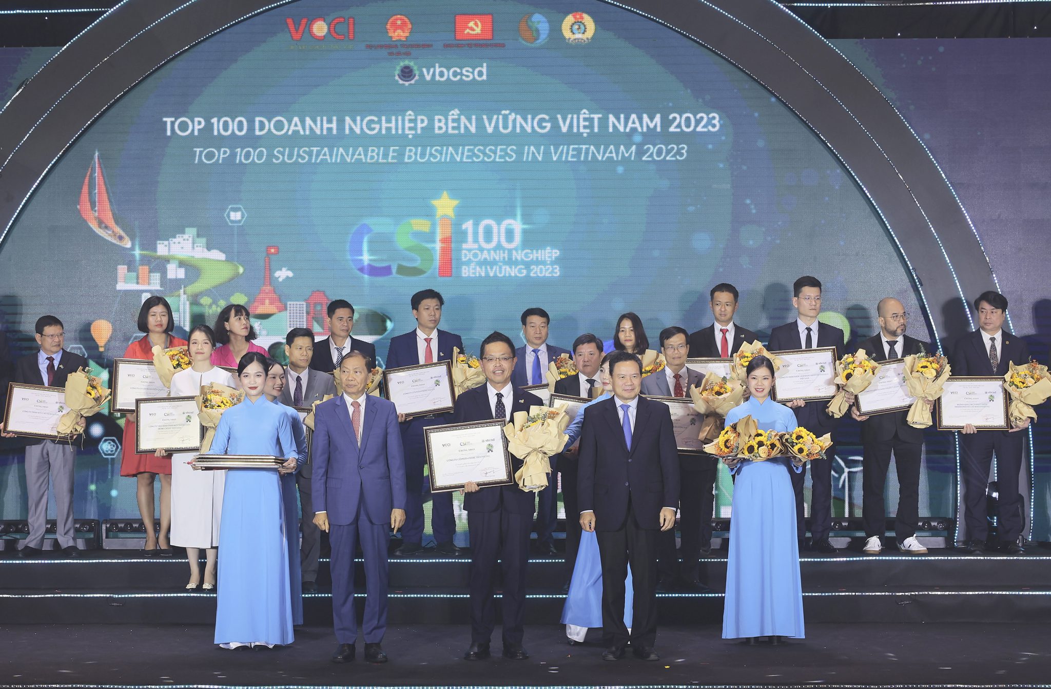 Acecook Vietnam Honored in the Top 100 Sustainable Businesses of 2023