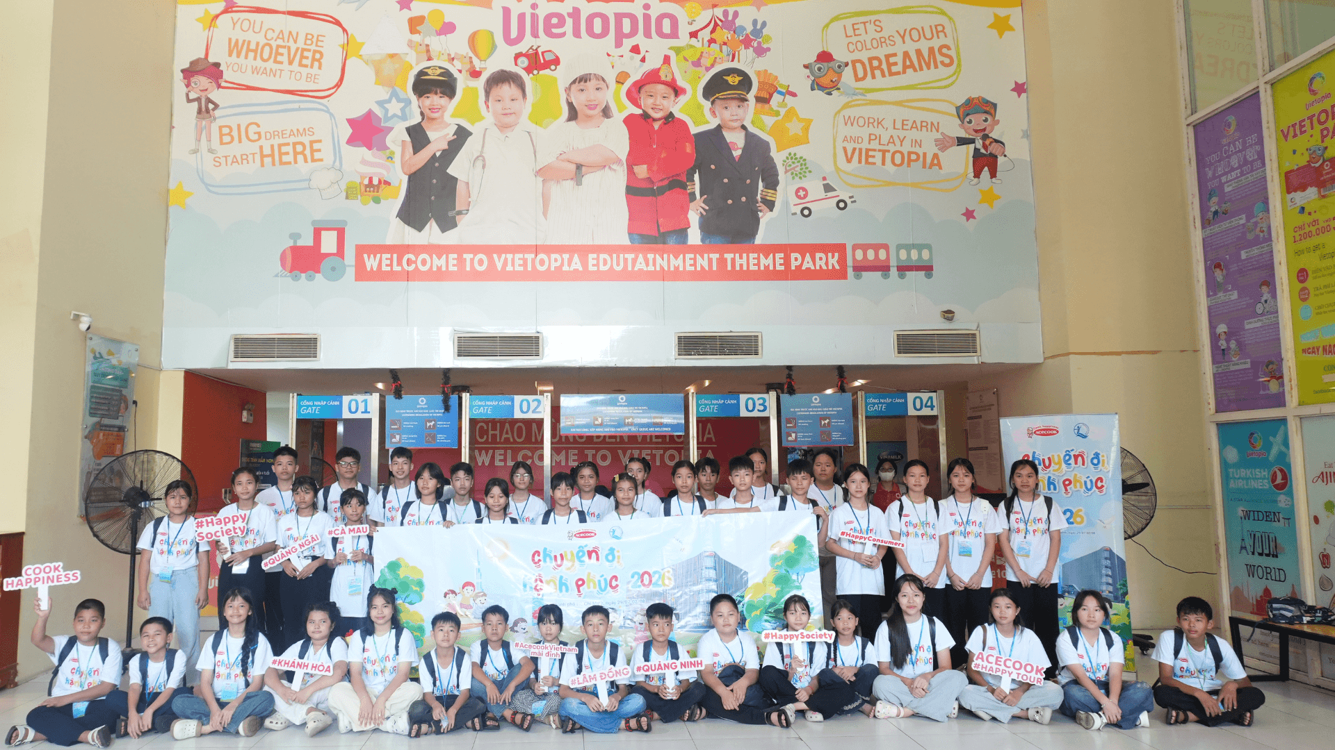 Happy Tour Chuyến đi hạnh phúc 2026